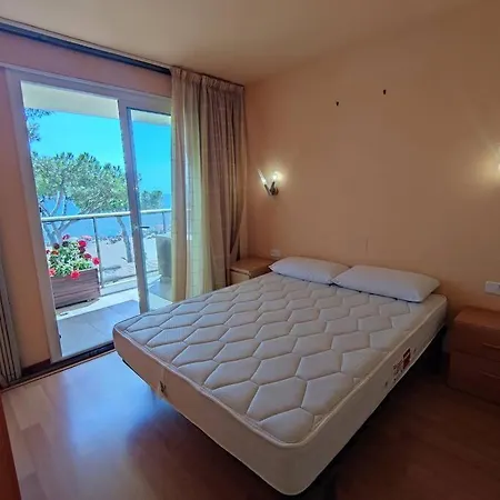 Espectacular Piso 4 Habs Primera Linia De Playa!